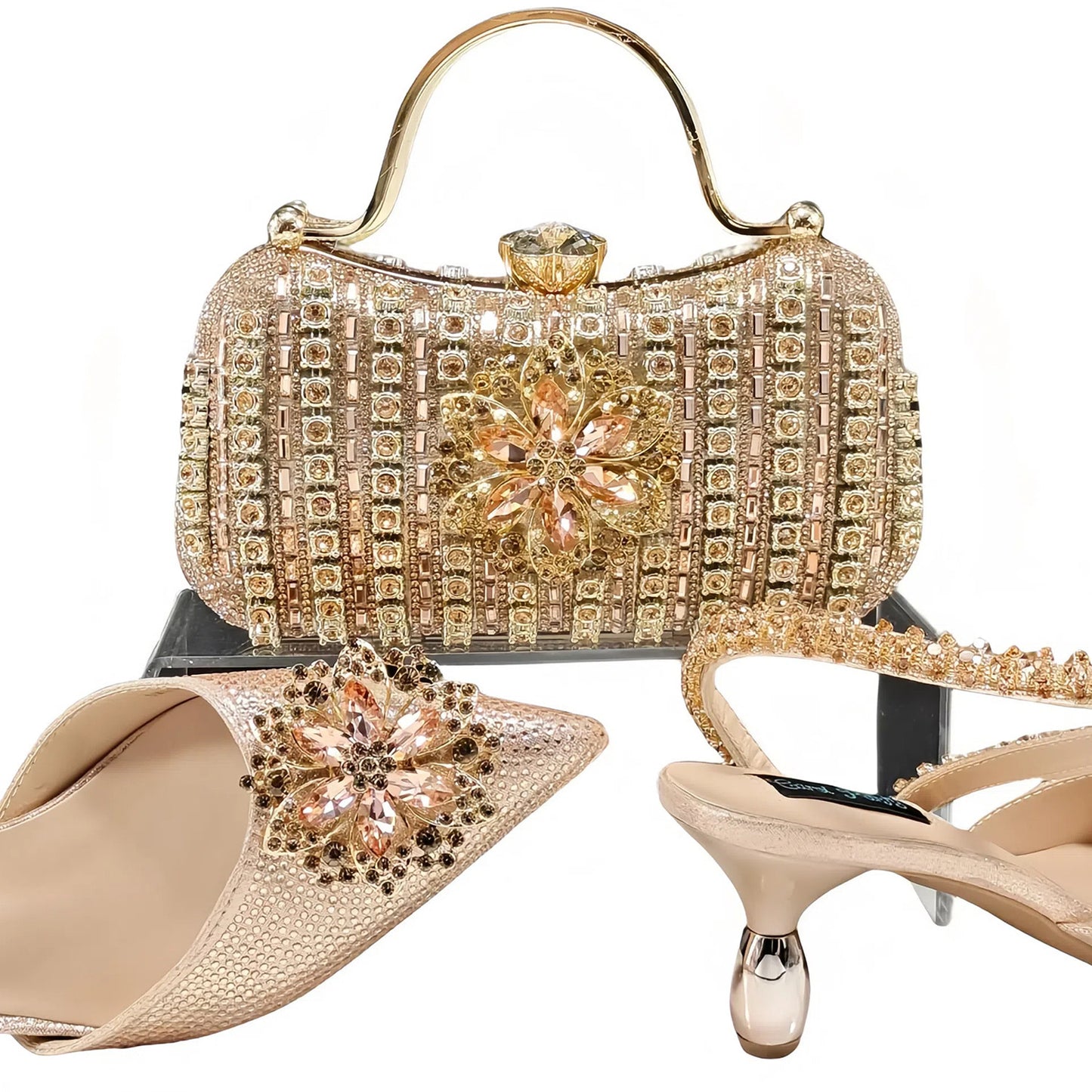 Sexy Damenschuhe und Taschen Anzug Bohrer Schnalle Blume dekorative Knöchel Bohrer Kette mit harter Kupplung