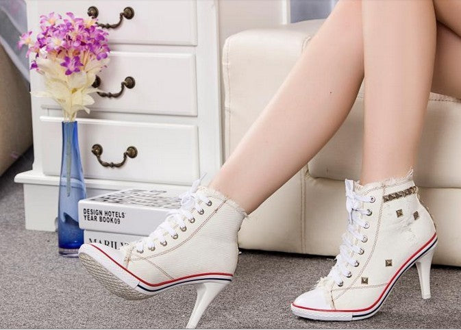 Zapatos de mujer de punta redonda con tacones altos de mezclilla