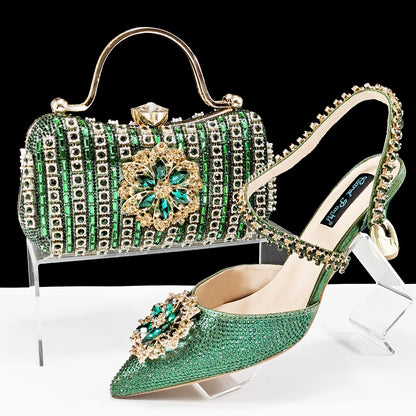 Sexy Damenschuhe und Taschen Anzug Bohrer Schnalle Blume dekorative Knöchel Bohrer Kette mit harter Kupplung