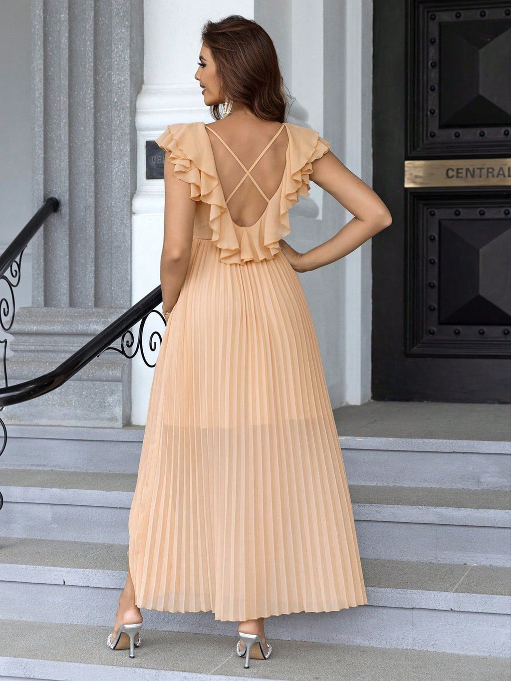 Summer Fashionable Frayed Hem Split Thigh Pleated Hem Dress